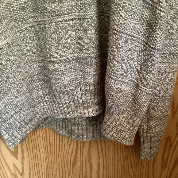 🍉Denver Hayes Men’s sweater, M, light grey, white, 100% cotton, cowl neck - Picture 7 of 10